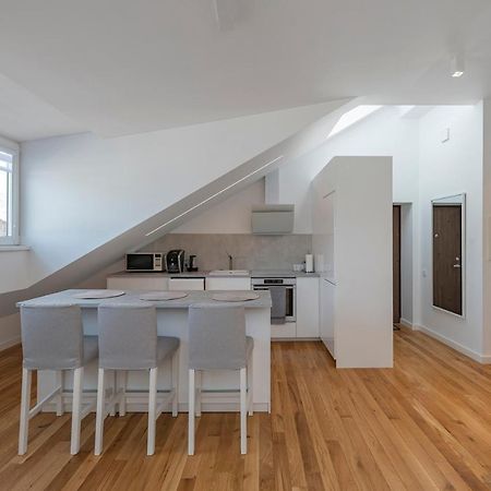 White 1 Bd Old Town Apartment By Hostlovers Kaunas Exterior foto